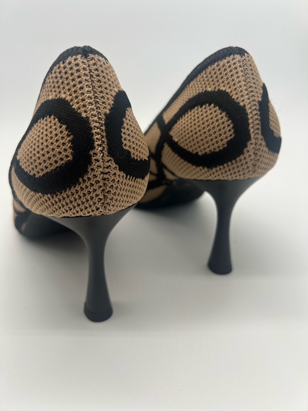 Cosy Island Pumps Womens 8.5 Comfort Heels EUC Pointed Toe - Picture 4 of 8